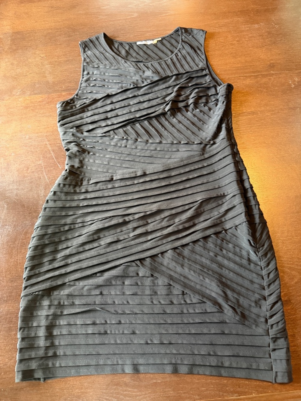 Calvin Klein Black Sleeveless Form Fitting Textured Layered Dress 14